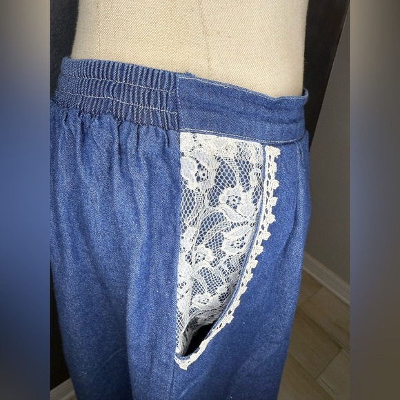Vintage Lacy Afternoon Lace Pocket Denim Skirt - Button Front - Size Medium - Picture 4 of 9